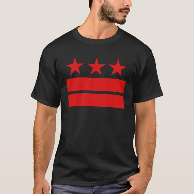Drei Sterne und zwei Stangen schwärzen T - Shirt (Vorderseite)