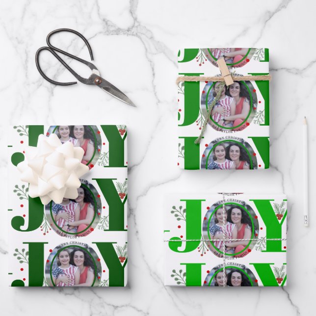 Drei Töne Grün Joheweihnachtsfest Foto Geschenkpapier Set (Vorderseite)