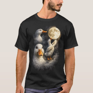 Drei weiße Enten unter dem Vollmond - Wildlife-Kun T-Shirt