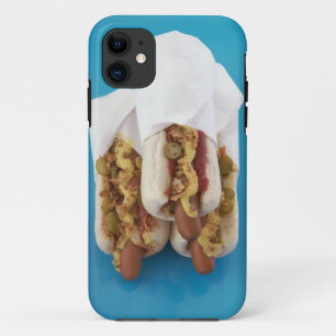 Drei Würstchen in den Brötchen iPhone 11 Hülle