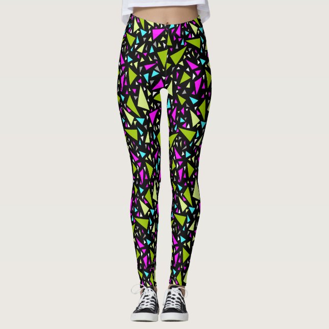 Dreiecke grüne Farben auf schwarzem Hintergrund Leggings (Vorderseite)