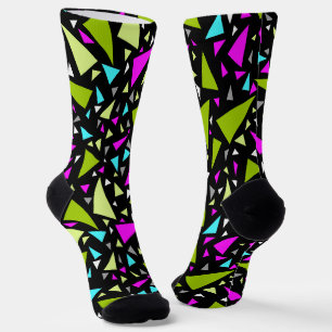Dreiecke grüne karmesinrote Farben auf schwarzem H Socken