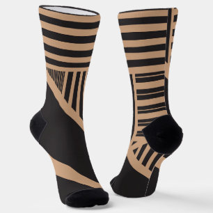 Dreiecksstreifen in Tan und Schwarz Socken