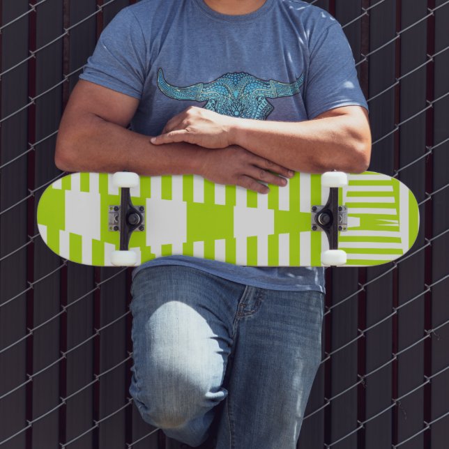 Dreiecksstreifen - Kalkgrün und Weiß Skateboard (Außenbereich 3)