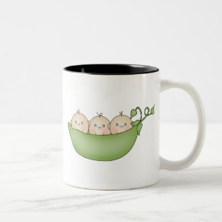 Dreiergruppe-Erbsen in einer Hülse Zweifarbige Tasse