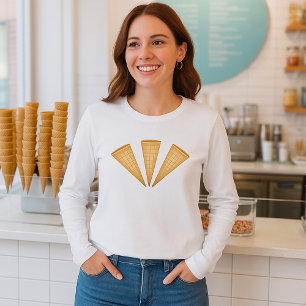Dreifacher Waffel-Eiscreme-Kegel Sommer-Nachtisch T-Shirt