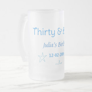 dreißig und Bier Blaue spanische Geburtstagsname Mattglas Bierglas