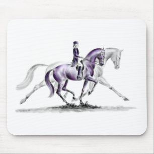 Dressage-Pferd im Trab Piaffe Mousepad