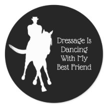 Dressage tanzt mit bester Freundin Weiß