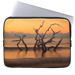 Driftwood Beach auf Sunrise Jekyll Island Georgia Laptopschutzhülle