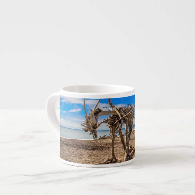 Driftwood-Kunstwerk am Hokitika Beach, Neuseeland Espressotasse (Vorderseite Links)