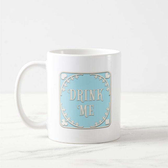 "Drink Me" Abenteuer in Wunderland Grünes Emblem C Kaffeetasse (Links)
