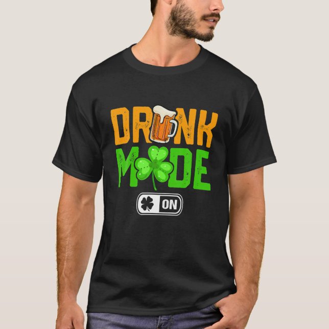 Drink Mode St Patrick's Day Drinking Squad irisch T-Shirt (Vorderseite)