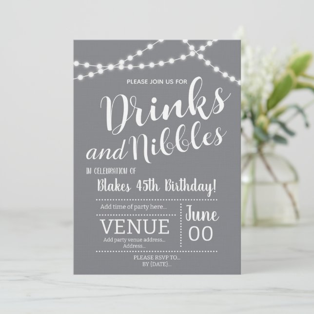 Drinks and Nibbles Invitation (Debout devant)