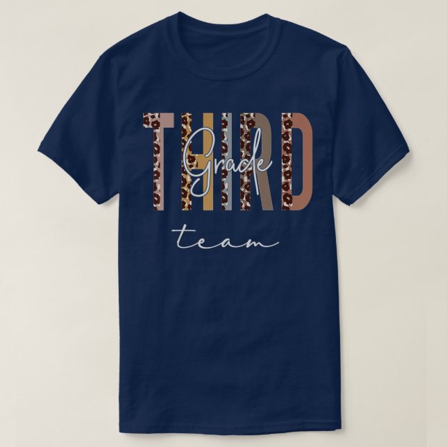 Drittes Team Hallo zurück zur Schulbewertung T-Shirt (Design vorne)
