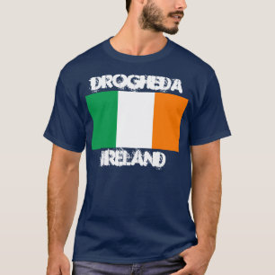 Drogheda, Irland mit irischer Flagge T-Shirt