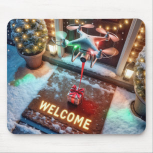 Drohne liefert ein Weihnachtsgeschenk Mousepad