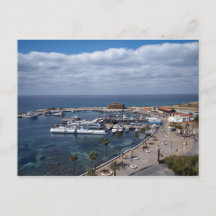 Drohnenansicht von Paphos Hafen und Schloss
