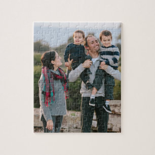 Druck auf einem PUZZLESPIEL - addieren Sie pics