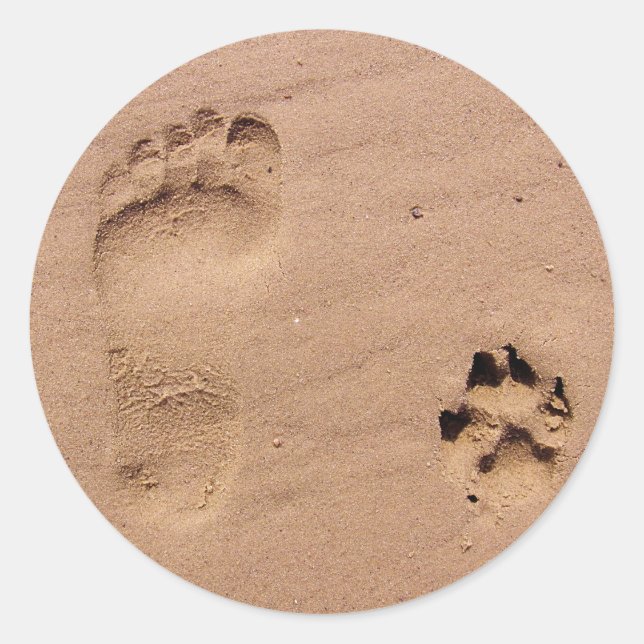 Druck von Haustieren und Besitzern im Sand Runder Aufkleber (Vorderseite)