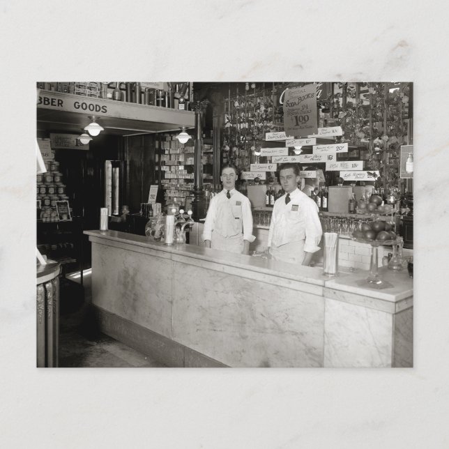 Drug Store Soda Fountain, 1921 Postkarte (Vorderseite)