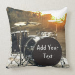 Drum Kit Drummer Rock personalisieren Kissen<br><div class="desc">Black Drum Kit im Sonnenlicht Perfekt für den Schlagzeuger,  der ein wenig Rock und Rollen in seinem Leben Liebe

Dies ist perfekt,  um mit Ihrem Bandnamen,  Texten,  Datum,  Namen oder anderen Dingen,  die Ihr kleines Herz begehrt,  zu personalisieren und anzupassen...  die Möglichkeiten sind endlos!</div>