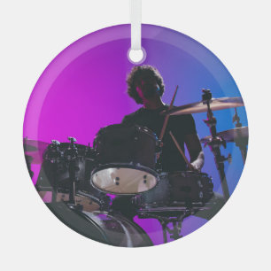 Drummer Silhouette, Neon blau-pink Hintergrund. Ornament Aus Glas