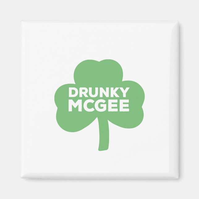 Drunky McGee St. Patrick's Day Clover Magnet (Vorne)
