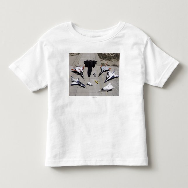 Dryden Forschungs-Flugzeug-Flotte 1997 auf Rampe Kleinkind T-shirt (Vorderseite)