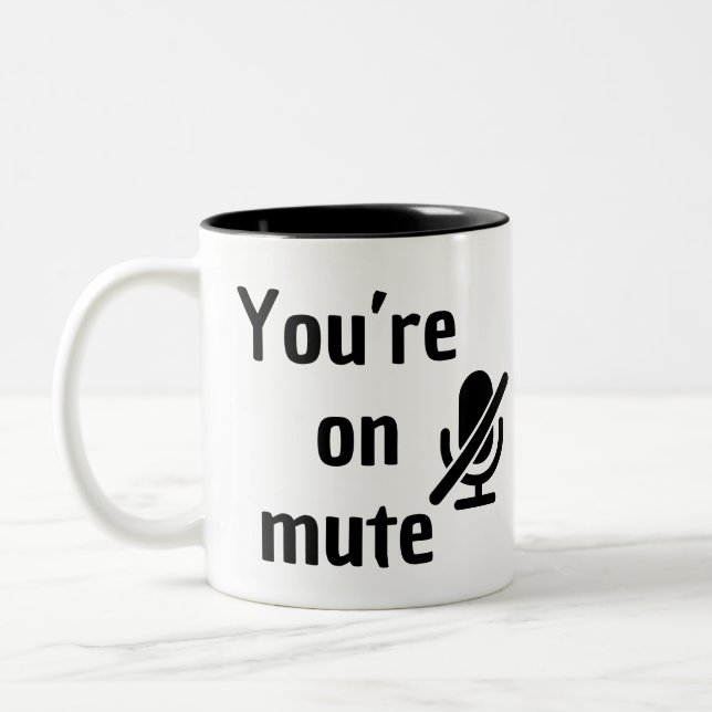 „Du bist stummgeschaltet“ Virtual Happy Hour Tasse (Links)