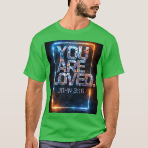 Du wirst geliebt – Johannes 3:16 Cosmic T-Shirt