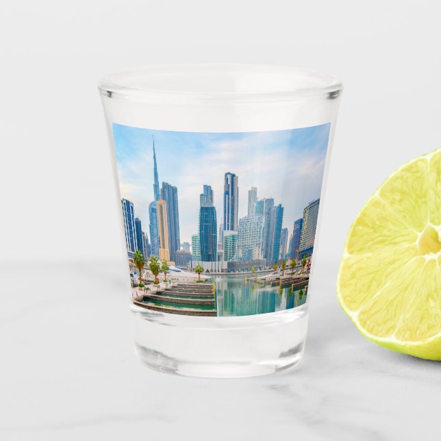 Dubai Business Bay Vereinigte Arabische Emirate Bu Schnapsglas (Vorderseite)