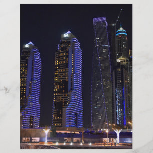Dubai Cayan Tower bei Nacht Flyer