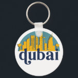 Dubai UAE Vintag Retro City Skyline City Art Schlüsselanhänger<br><div class="desc">Vintages und retro City Design mit wunderschöner Skyline, touristischer Attraktion und Stadtbild. Cooler Wolkenkratzer und Gebäude Silhouette Illustrationen für Touristen und Reisende. Ideal als Souvenir, um Zuhause zu bringen, wenn Sie um die Welt reisen. Rett die Erinnerung an deine Reise und Ferien mit Familie und Freunden. Die Hintergrundfarbe kann auf...</div>