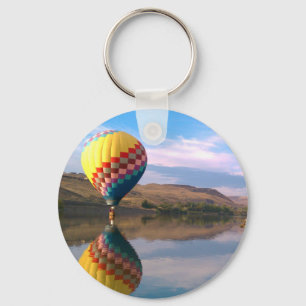 Dubble REGENBOGEN. Heißluftballon auf dem Snake Schlüsselanhänger