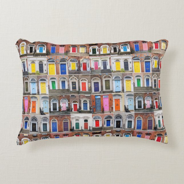 Dublin Doors Pillow - "Nachbarn" Dekokissen (Vorderseite)