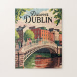 Dublin Ireland Illustration Travel Art Vintag<br><div class="desc">Dublin Retro Vektor Reise Design. Zu den historischen Gebäude des Hauses zählen das Schloss von Dublin,  das im 13. Jahrhundert verabredet wurde,  und die imposante Kathedrale von St. Patrick,  die 1191 gegründet wurde.</div>