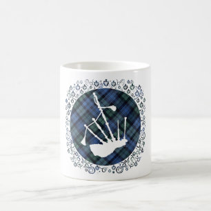 Dudelsack-Silhouette auf Tartan Kaffeetasse