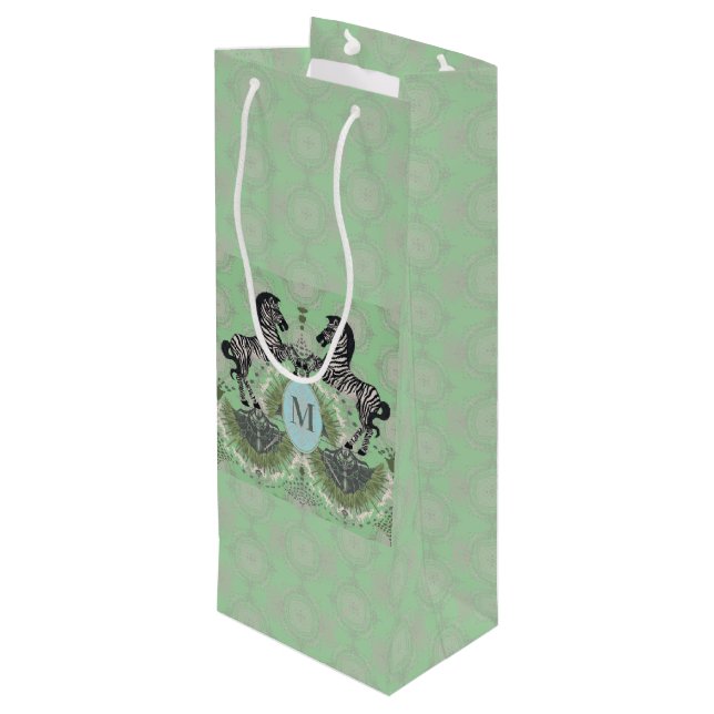 Dueling Zebra Monogram Ctr Geschenktüte Für Weinflaschen (Rückseite Schrägansicht)