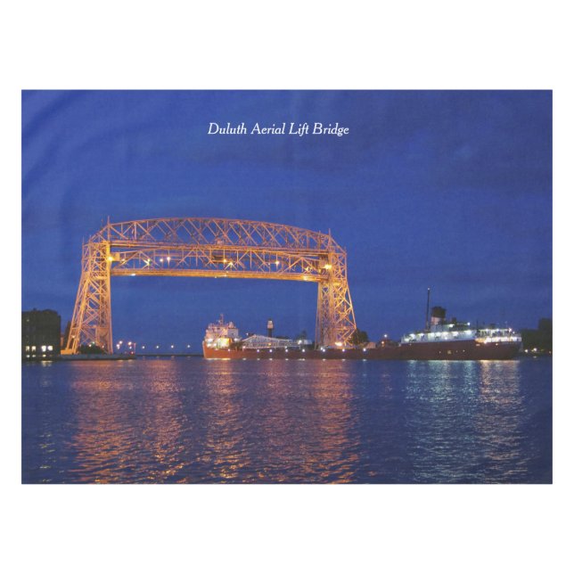 Duluth Aerial Lift Bridge & John G. Munson Tischdecke (Vorderseite (Horizontal))