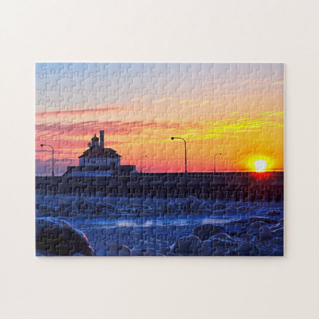 Duluth Minnesota Lighthouse Sunrise (Horizontal)