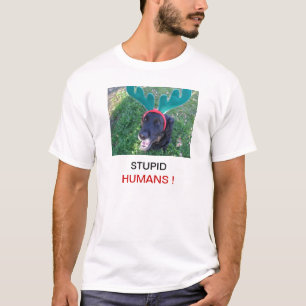 Dumme Menschen verfolgen tragenden lustigen Hund T-Shirt