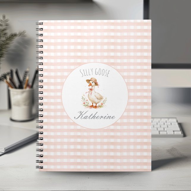 Dummer Gans Eleganter Rosa Mädchen Custom Name  Notizblock (Von Creator hochgeladen)