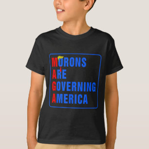 Dummköpfe regieren Amerika Lustig Trump 2024  T-Shirt