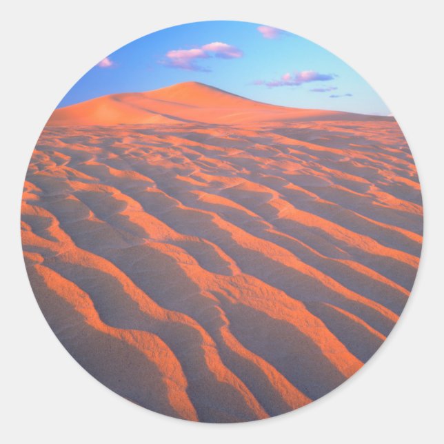 Dumont Dunes, Sanddünen und Wolken Runder Aufkleber (Vorderseite)