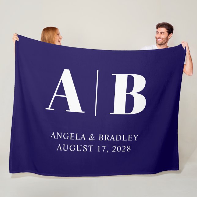 Dunkelblau und Weiß-Hochzeitmonogramm Fleecedecke (Beispiel)