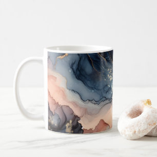 Dunkelblaue Alkoholfarbe Kaffeetasse