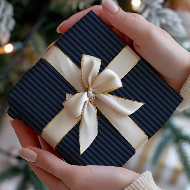 Dunkelblaue Streifen Geschenkpapier (Von Creator hochgeladen)