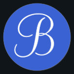 Dunkelblaue und weiße Mit Monogramm Umschlag Aufkl Runder Aufkleber<br><div class="desc">Legen Sie die Touch auf Ihre Hochzeitseinladungen, speichern Sie die Datumskarten oder andere Korrespondenz mit diesen benutzerdefinierten Umschlag Aufklebern. Sie können sie auch als Gastgeschenk Hochzeit- oder Geschenketiketten verwenden. Diese Hochzeitsaufkleber verfügen über ein weißes Monogramm auf dunkelblauem Hintergrund. Sie können ganz einfach Ihre eigene Initiale auf der Produktseite hinzufügen, um...</div>