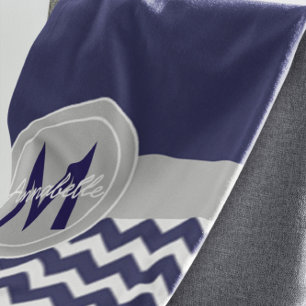 Dunkelblaues graues Zickzack Sherpadecke